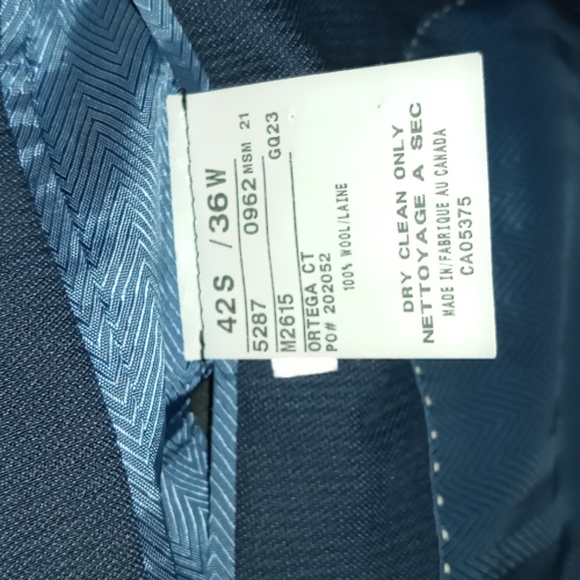 Joseph Abboud 100% wool navy stripe 42S - Picture 7 of 9